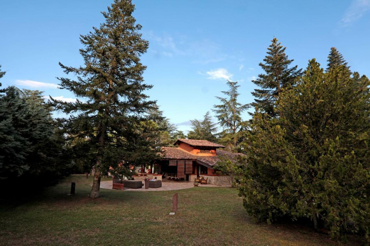 I Lari Castel Del Monte Bed & Breakfast Castel Del Monte  Dış mekan fotoğraf